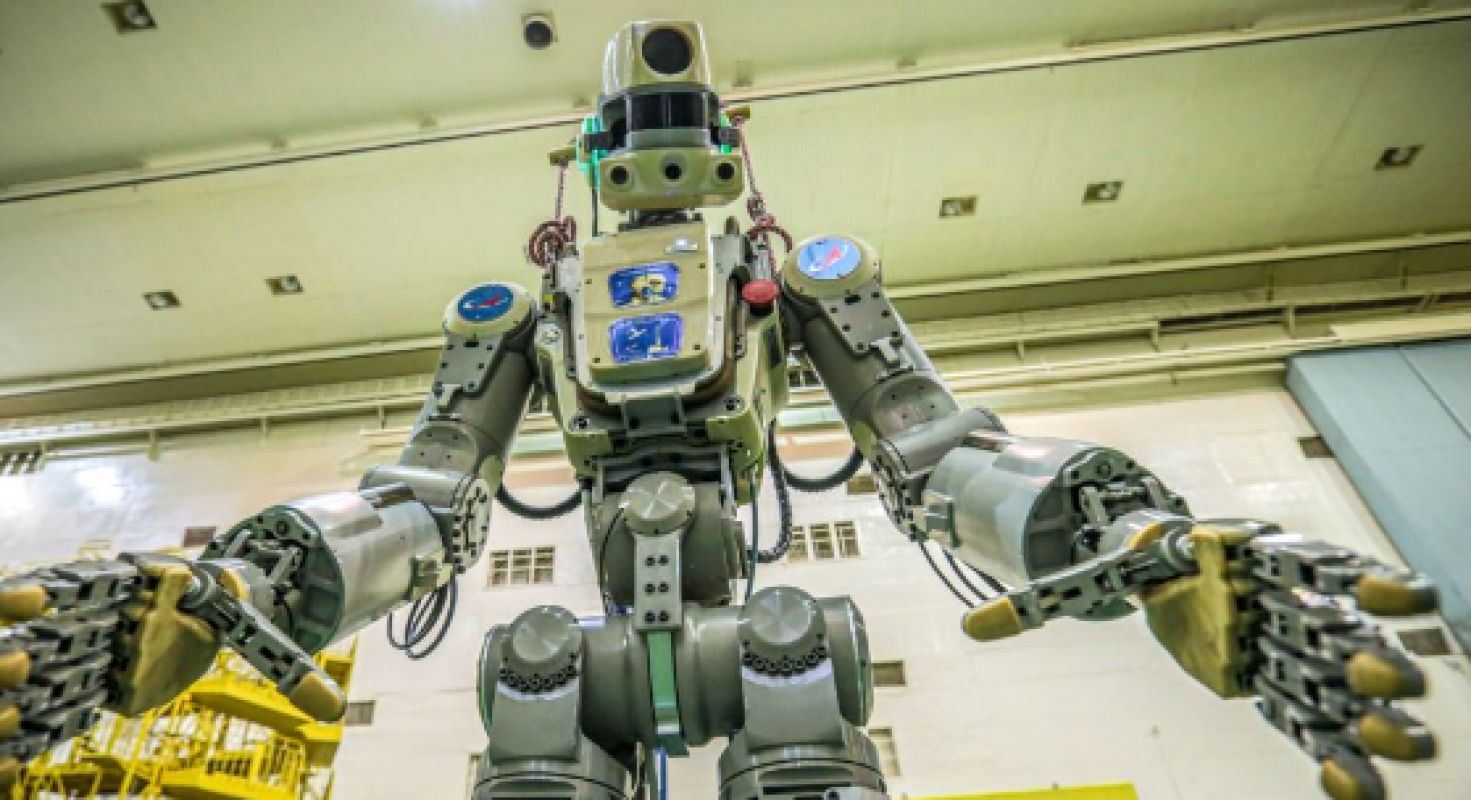 Робот FEDOR предложил отправить на планеты армии роботов-аватаров и создать там колонии