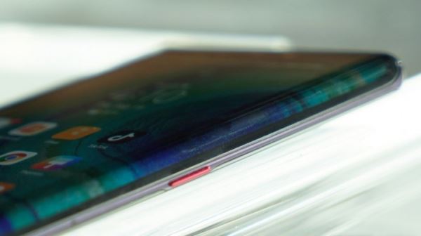 Huawei представил новый смартфон без Google Play стоимостью до $2300