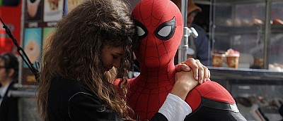  Том Холланд и фанаты Marvel отреагировали на возвращение Человека-паука 